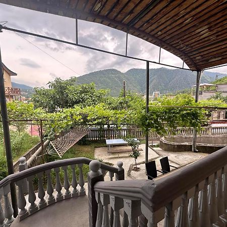 Shota'S Guest House Borjomi ภายนอก รูปภาพ